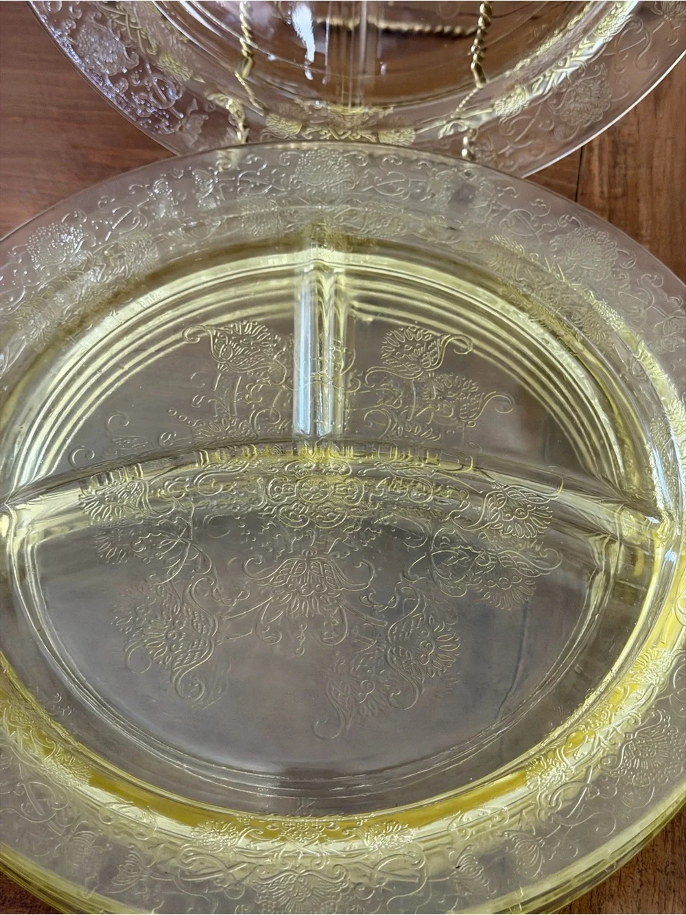 4 Topaz Yellow Depression Glass Divided Grill Plates 10.5” Floral Etched Lunch